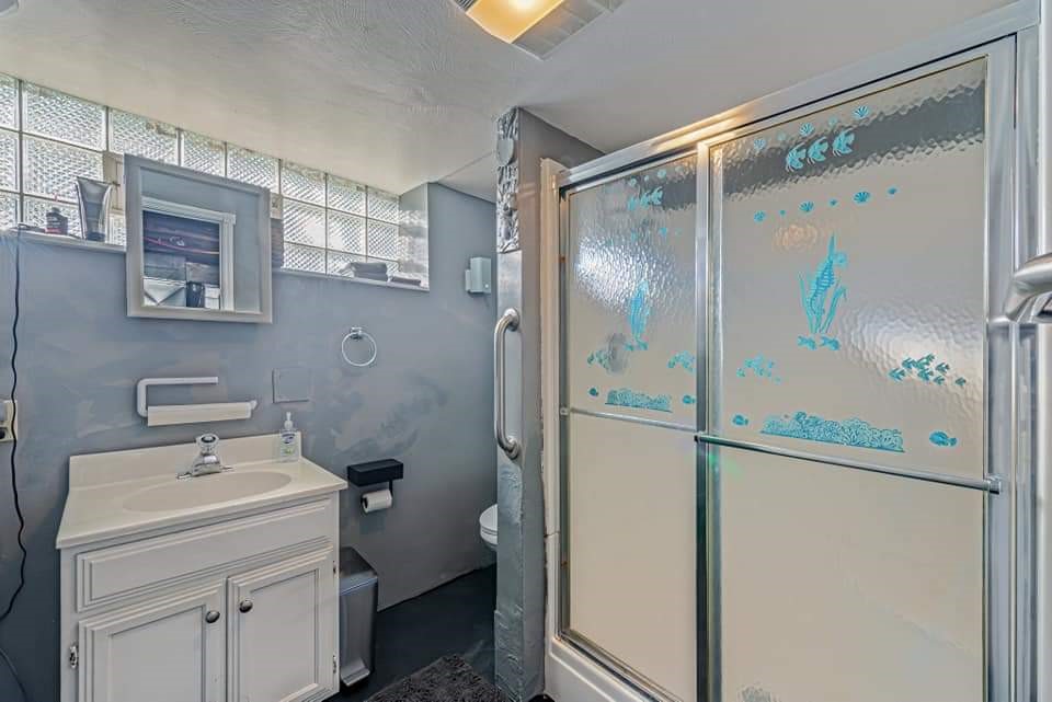 1134 Lincoln Way