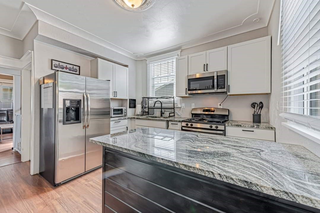 1134 Lincoln Way