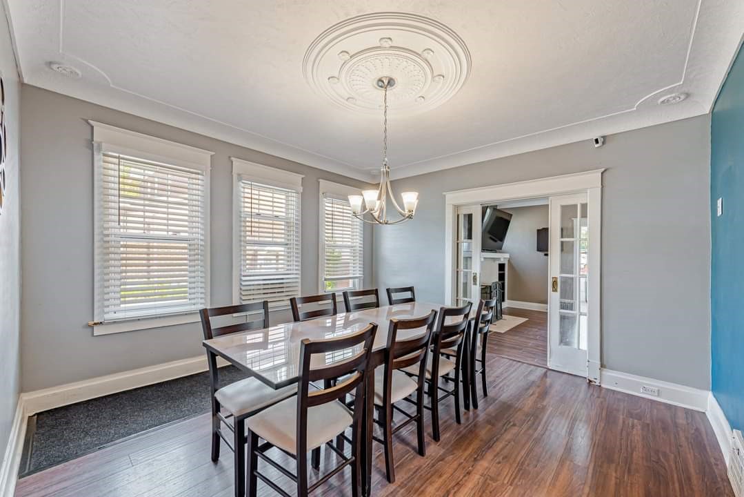 1134 Lincoln Way
