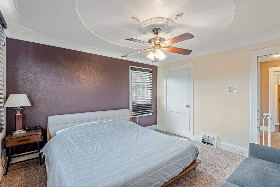 1134 Lincoln Way