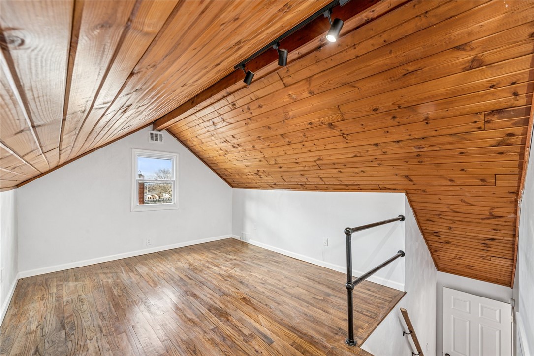 606 Maplehurst