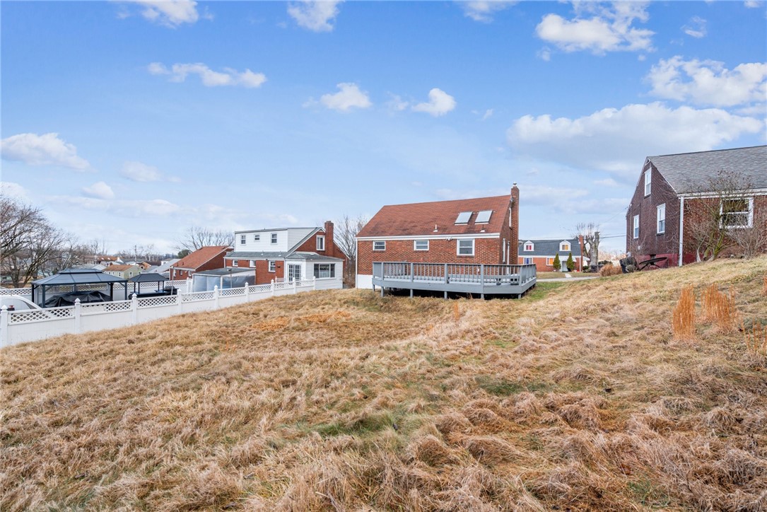 606 Maplehurst