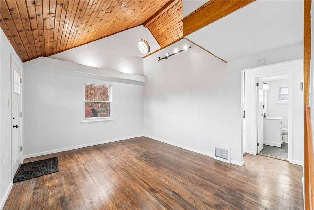 606 Maplehurst