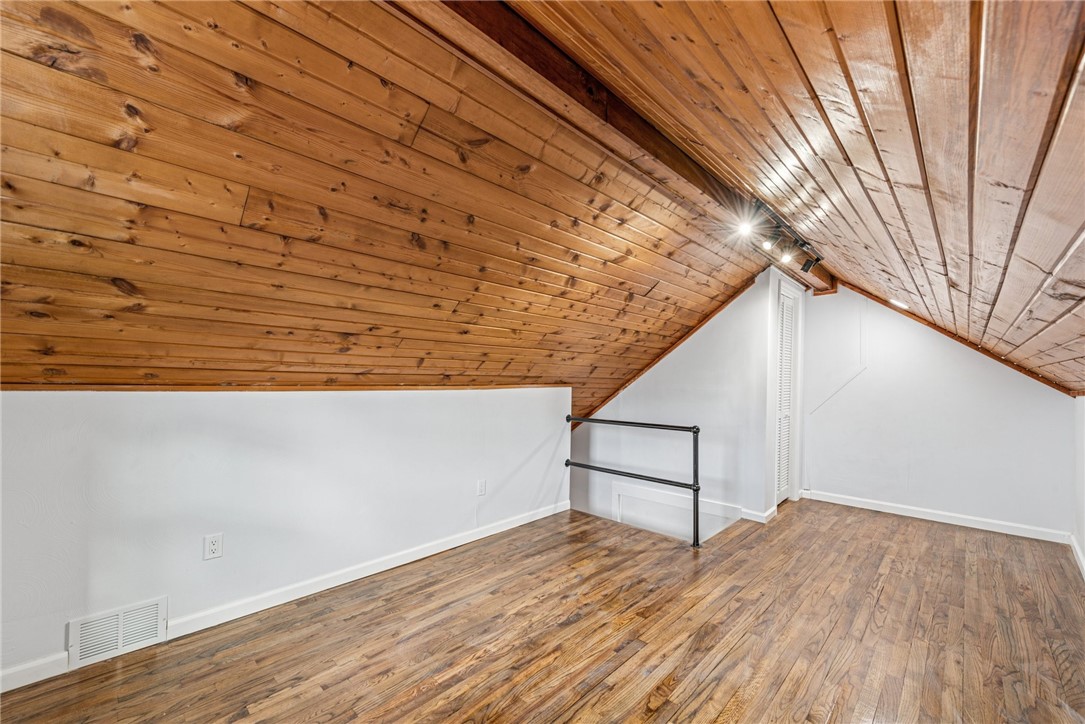 606 Maplehurst