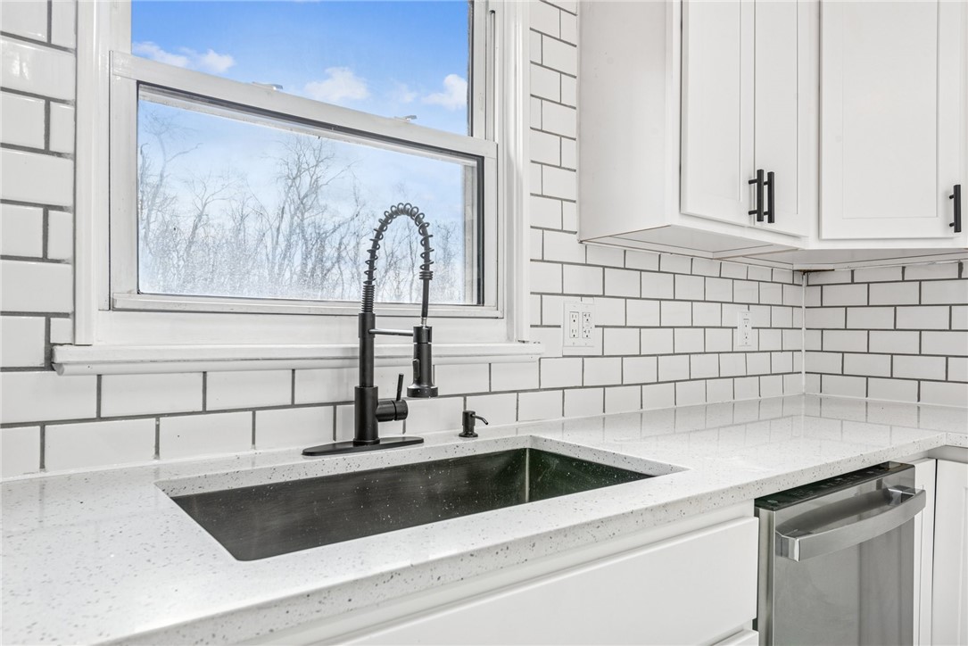 606 Maplehurst
