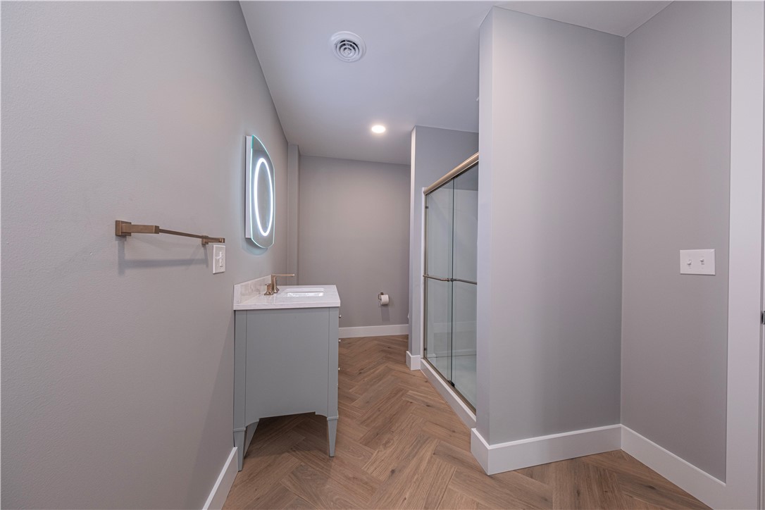 1213 Harrison Ct