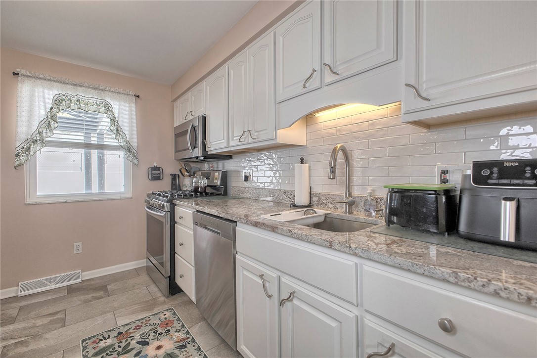 140 Penn Crest Drive