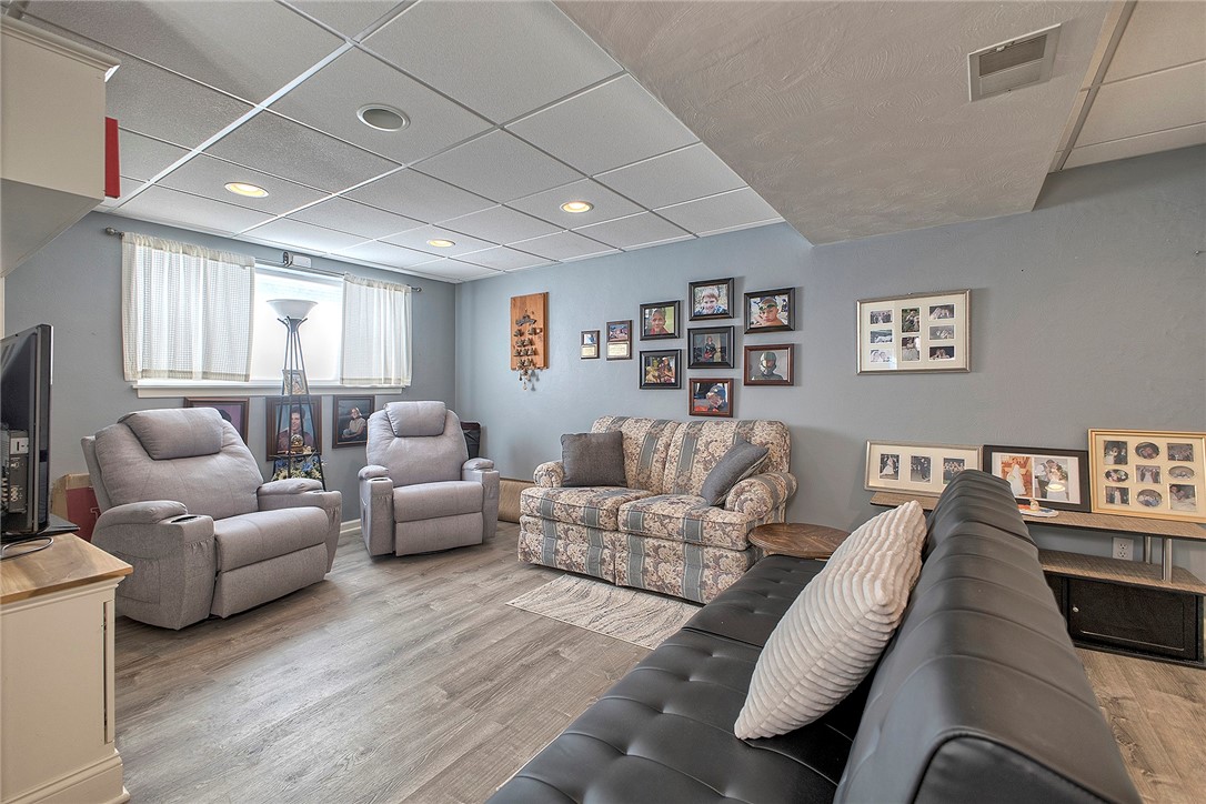 140 Penn Crest Drive