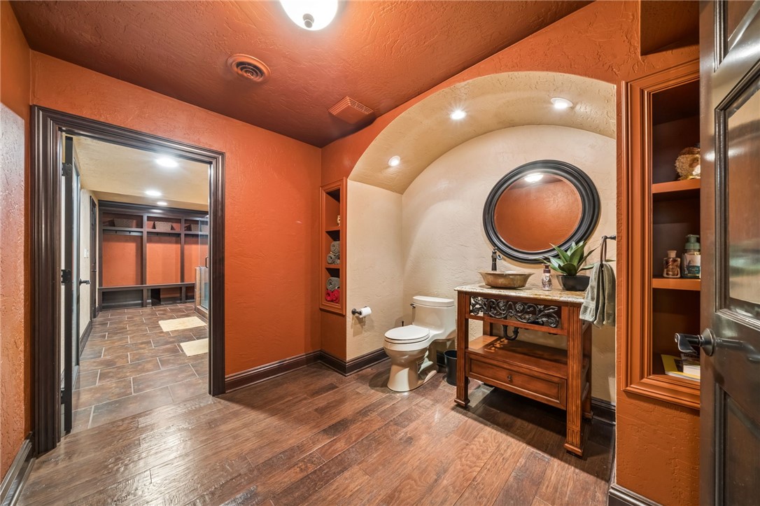 12288 Carmichael Cir