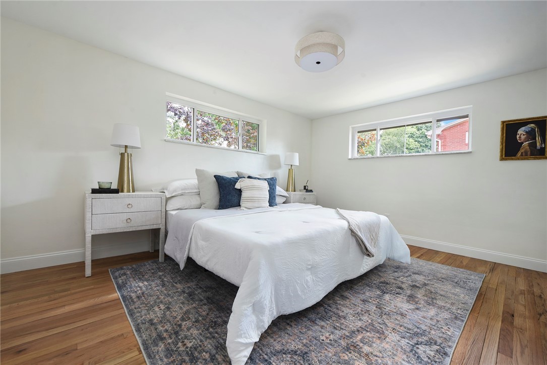 125 Woodgate Rd