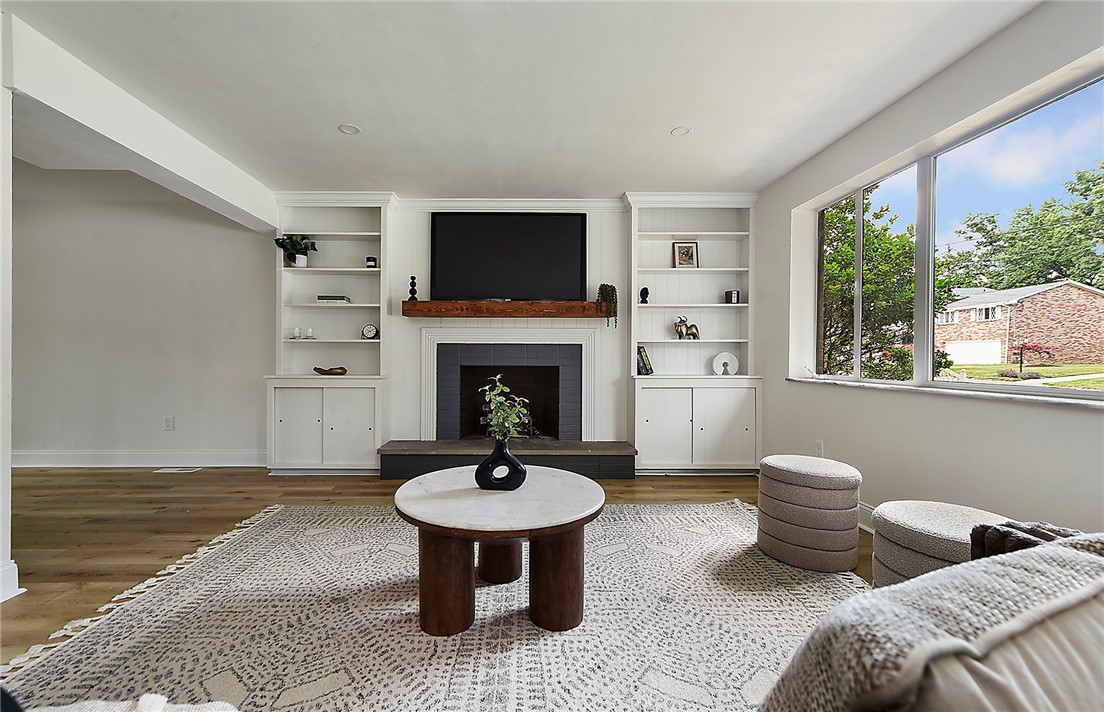 125 Woodgate Rd