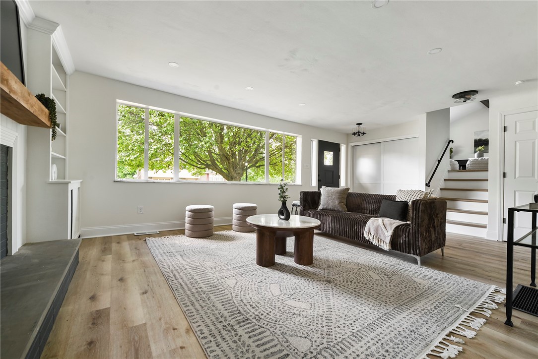 125 Woodgate Rd