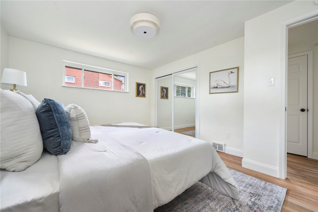 125 Woodgate Rd