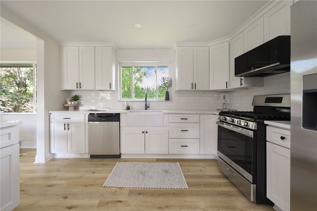125 Woodgate Rd