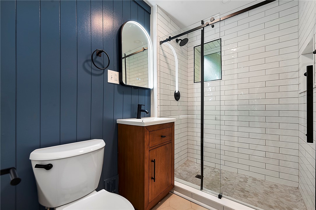 125 Woodgate Rd