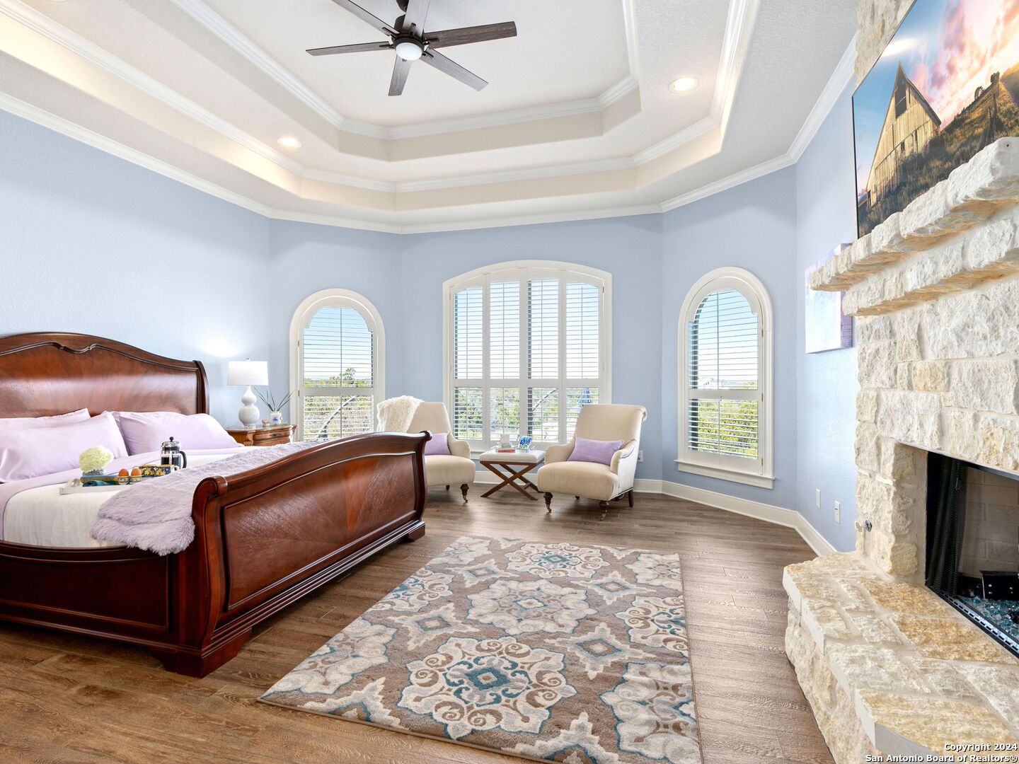 2085 Holland Springs
