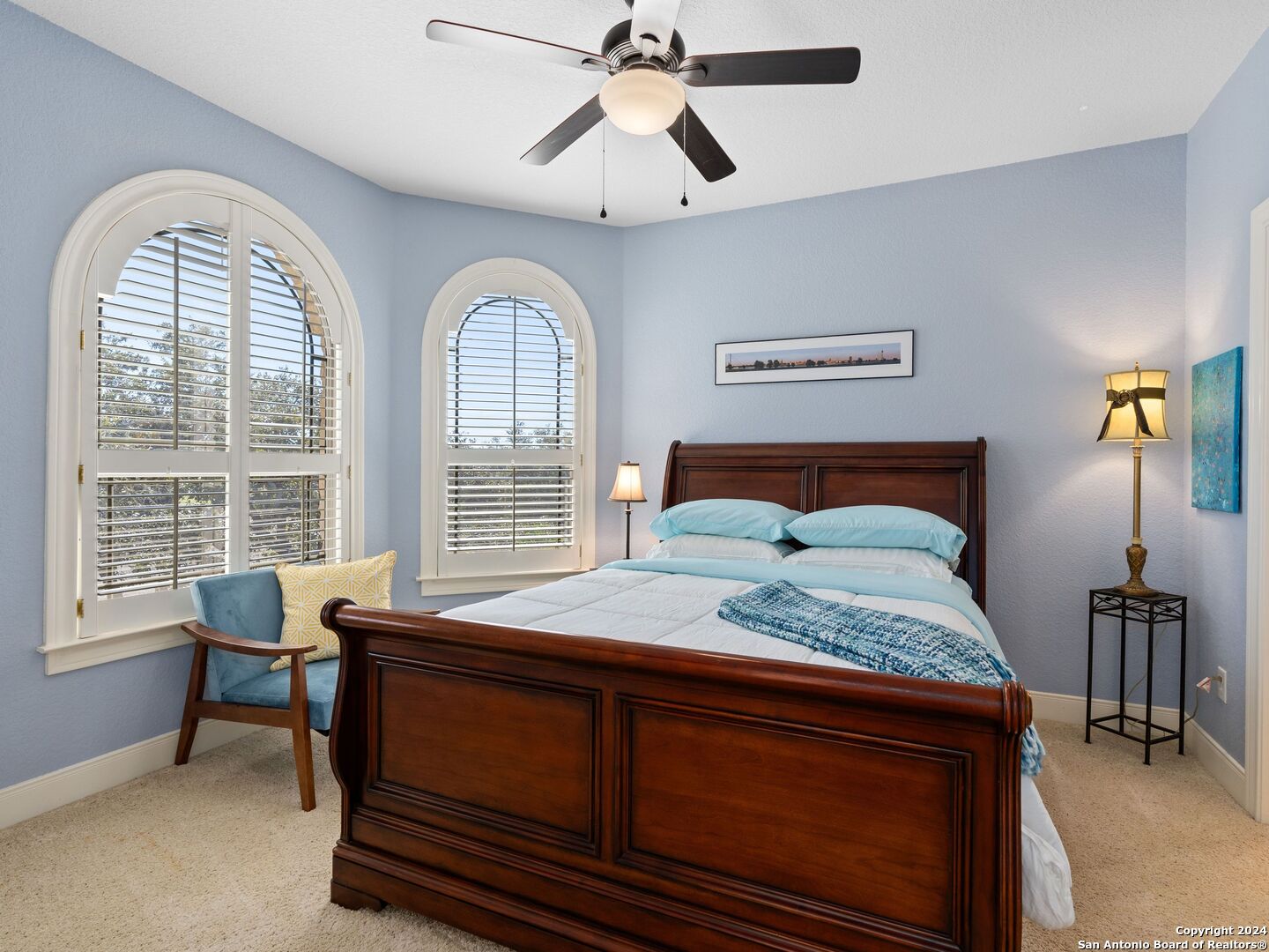 2085 Holland Springs