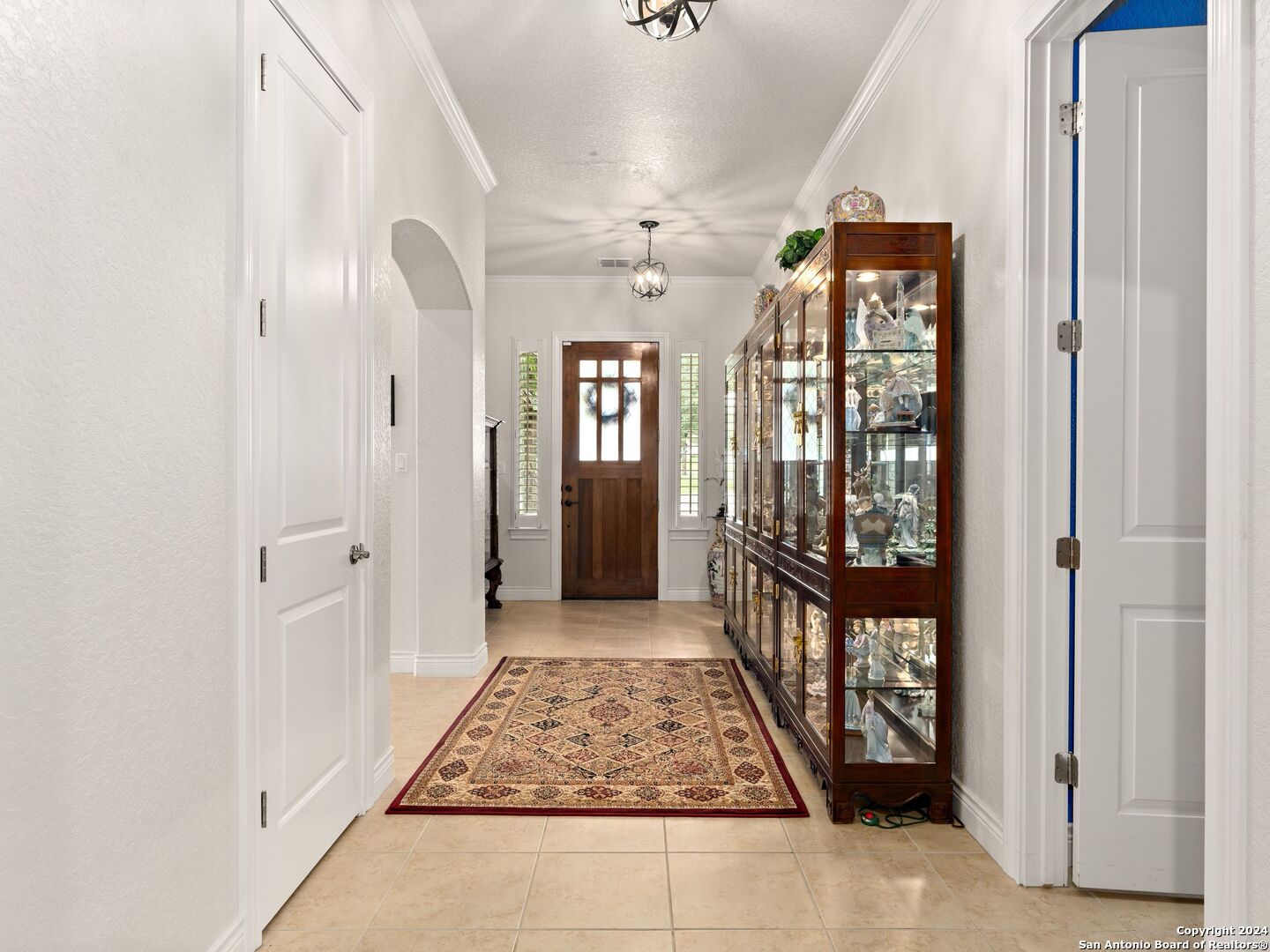323 WAUFORD WAY