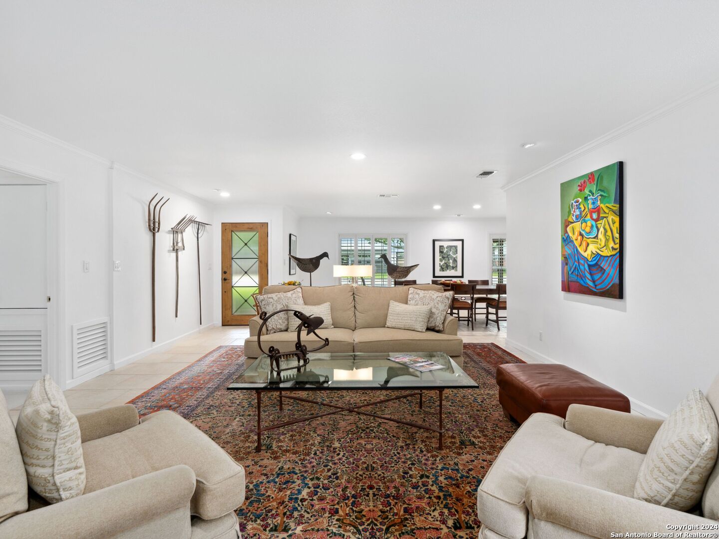 320 LAKEVIEW TER