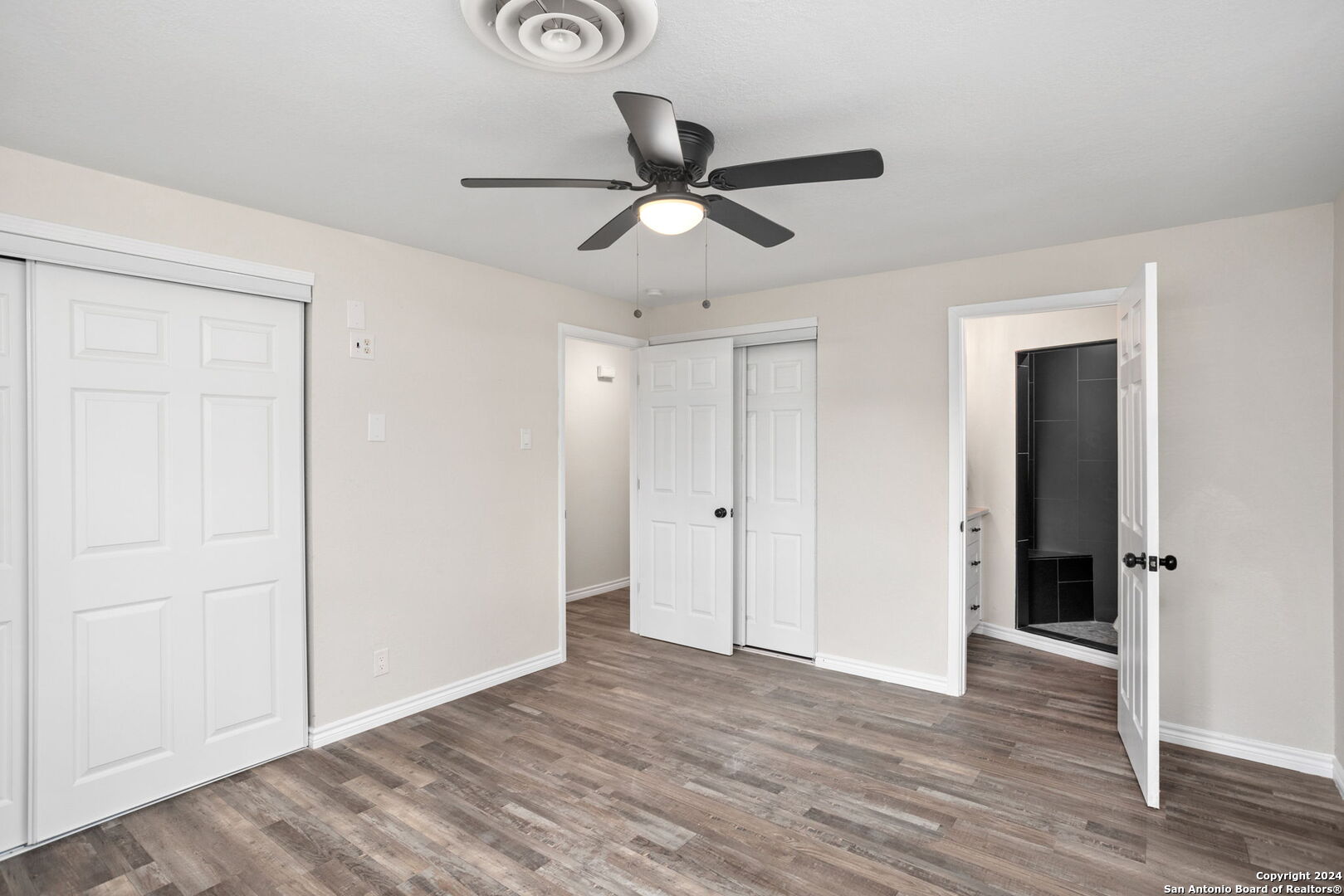405 DRIFTWIND DR
