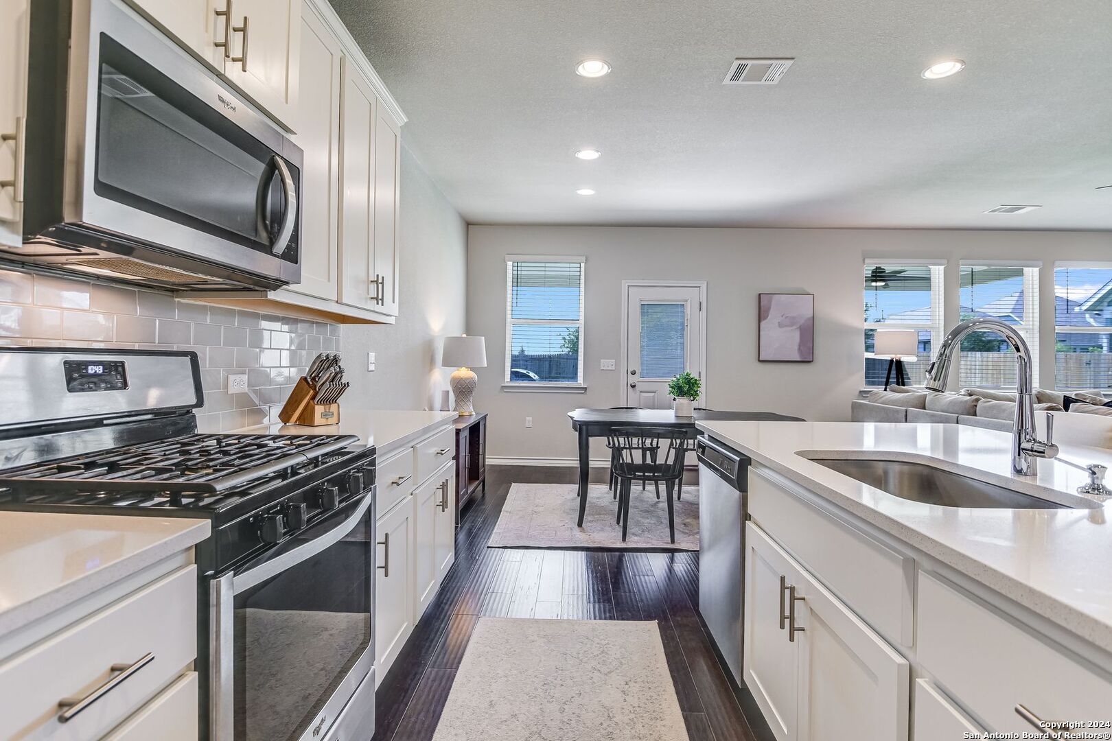 1601 Adobe Walls Way