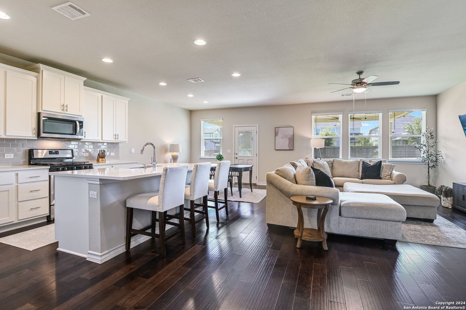 1601 Adobe Walls Way