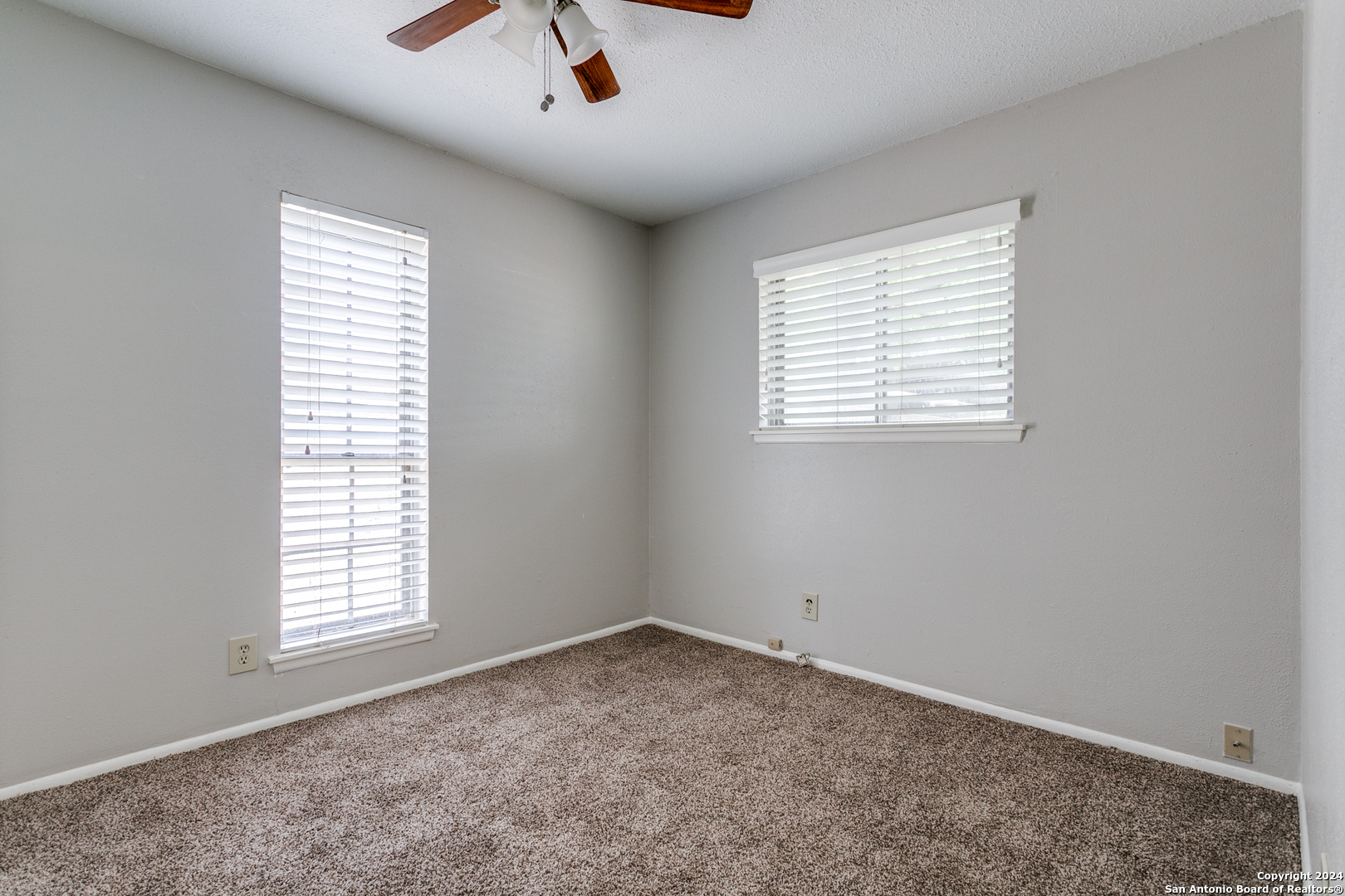220 JUDITH ANN DR