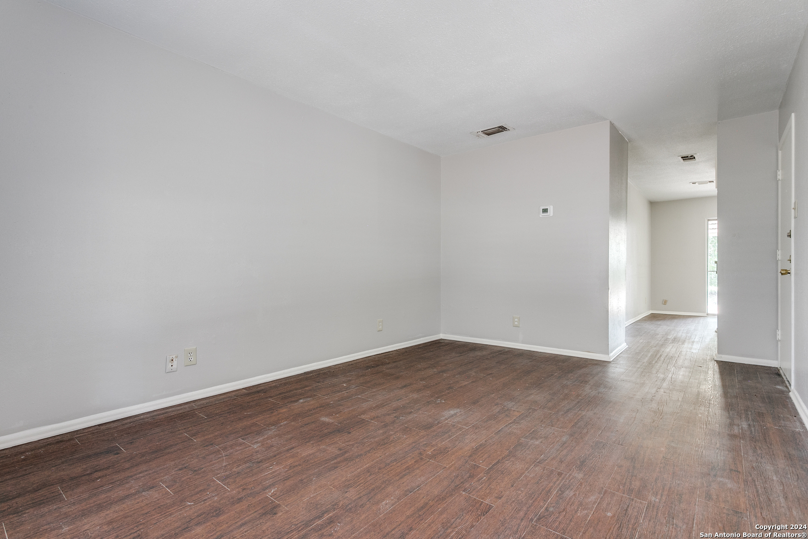 220 JUDITH ANN DR