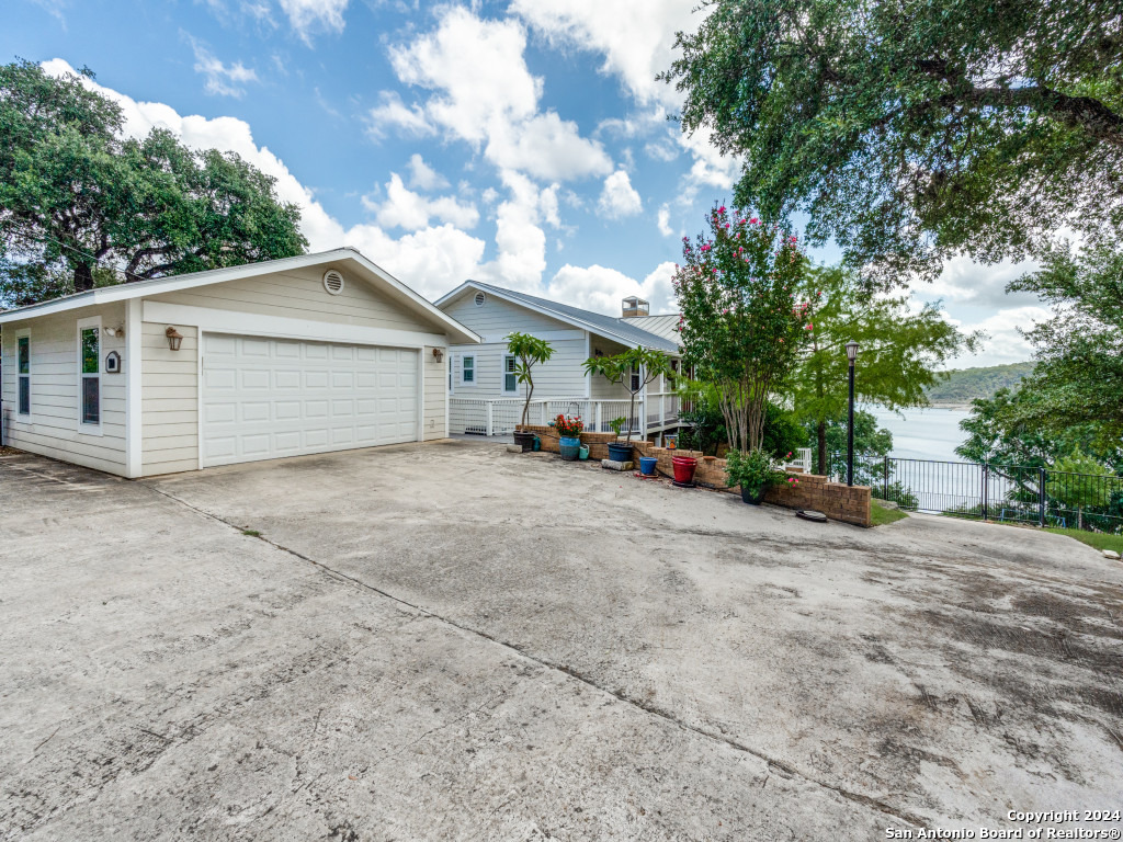 1100 OC Trout Dr