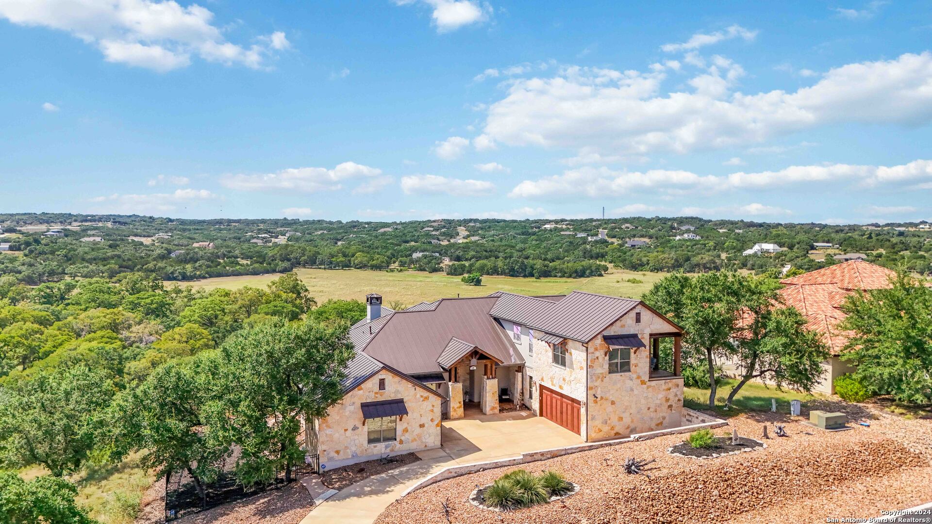 2204 SIERRA MADRE