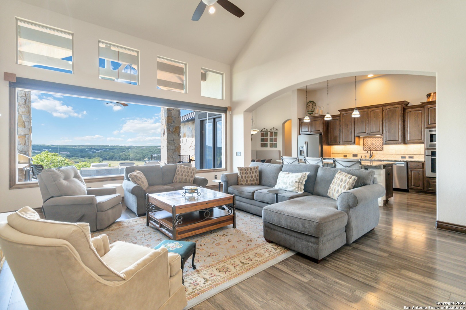 2204 SIERRA MADRE