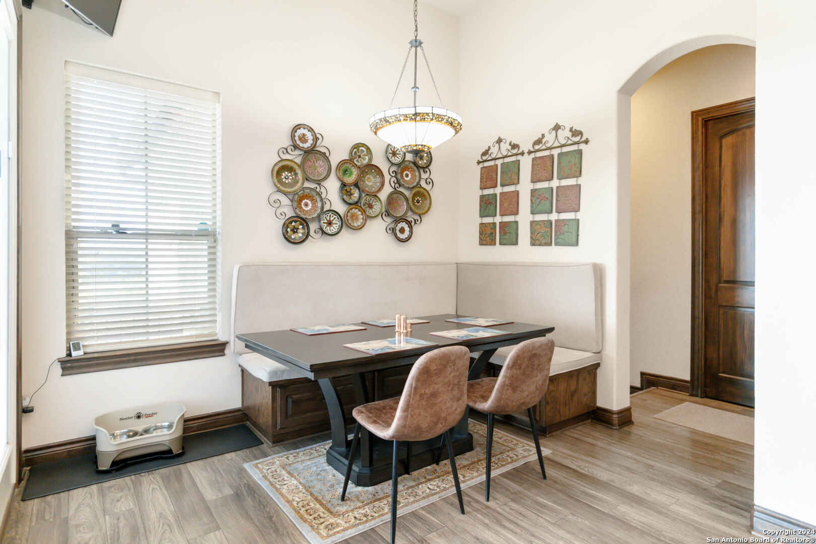 2204 SIERRA MADRE