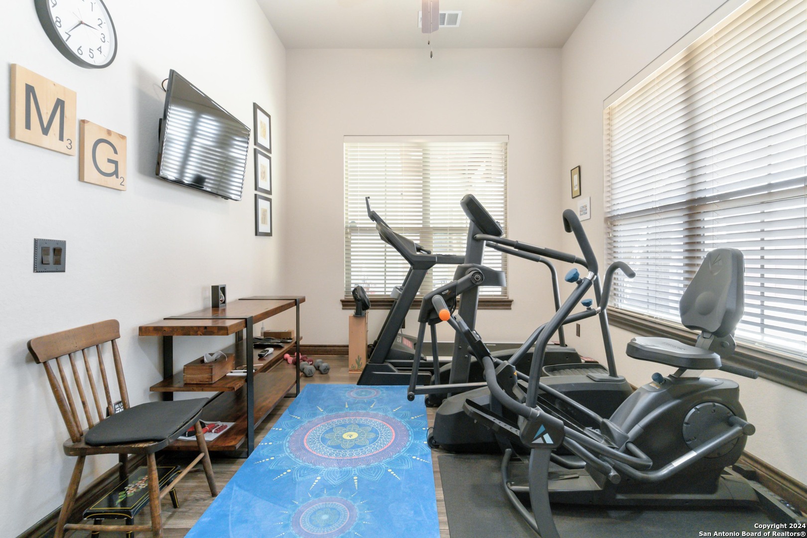2204 SIERRA MADRE