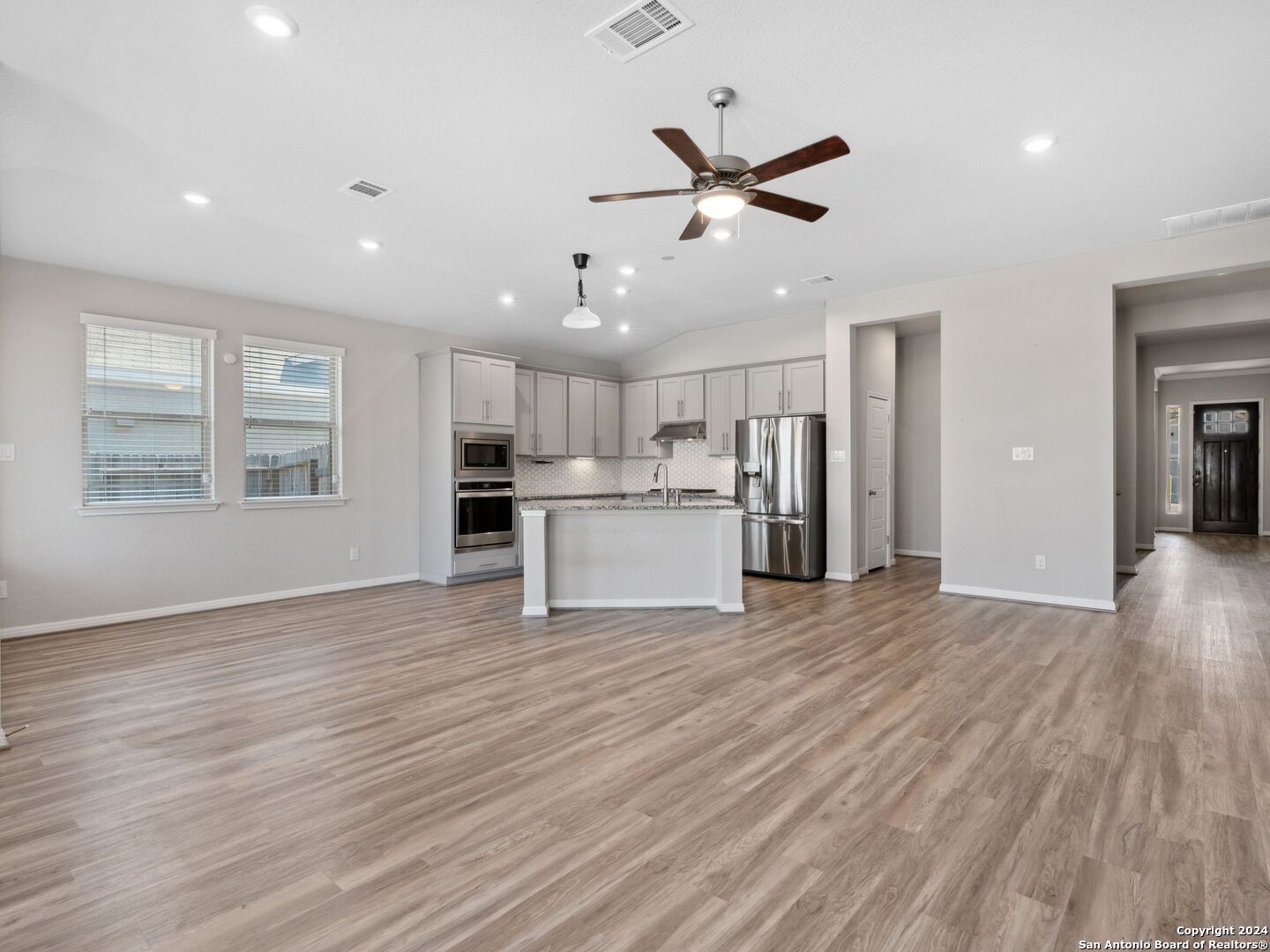 2307 OLIVE WAY