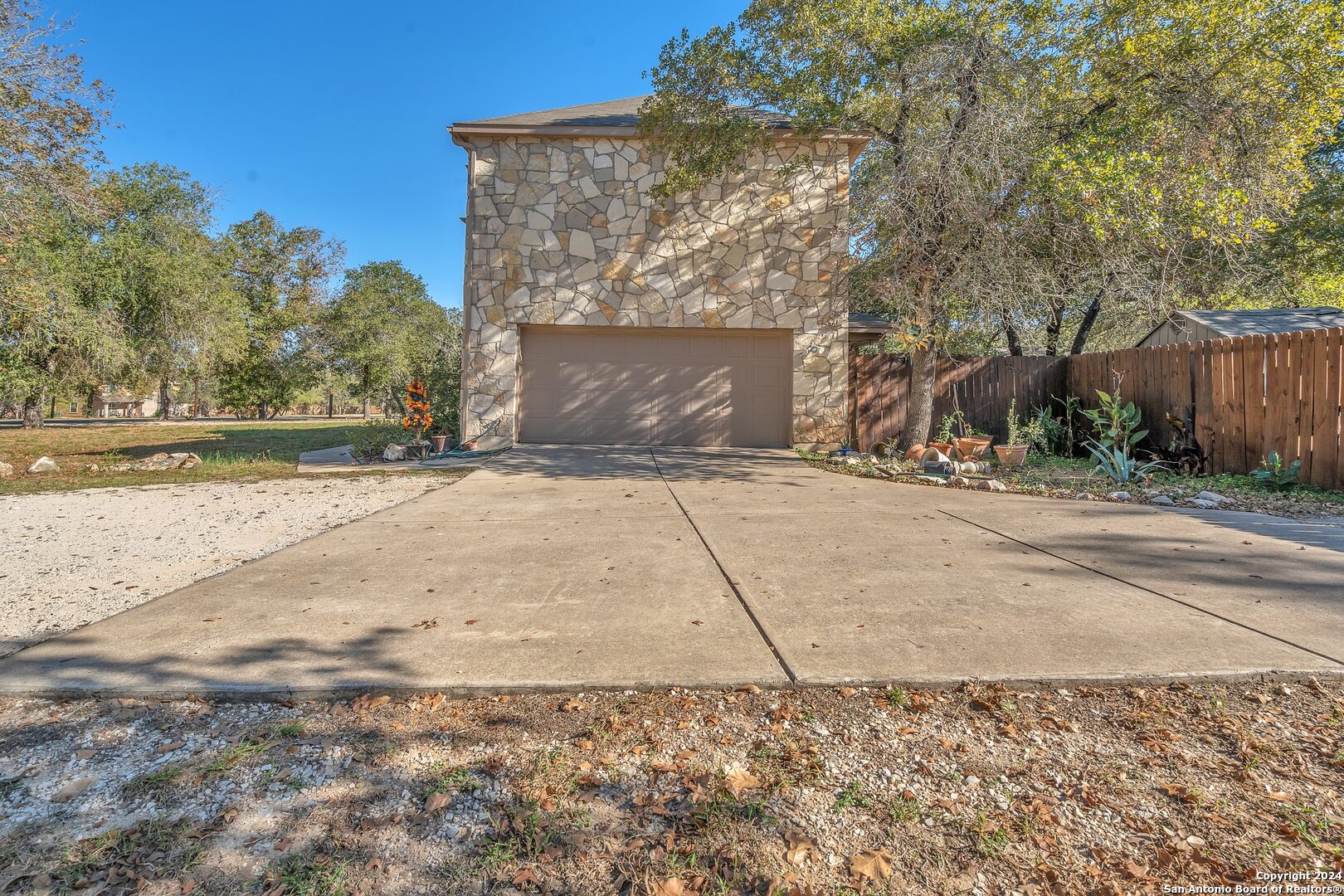5222 SAVANNAH WAY