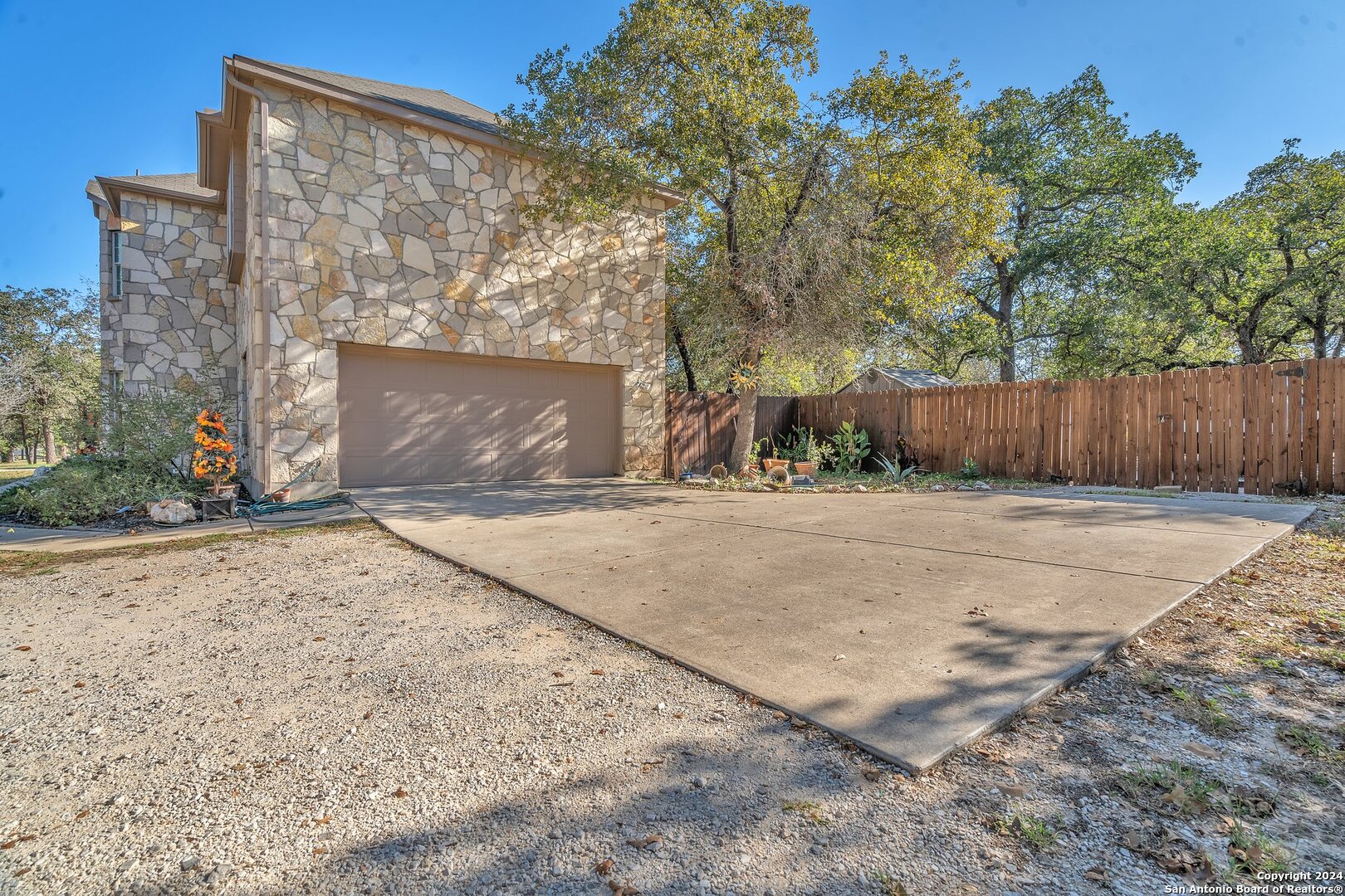 5222 SAVANNAH WAY