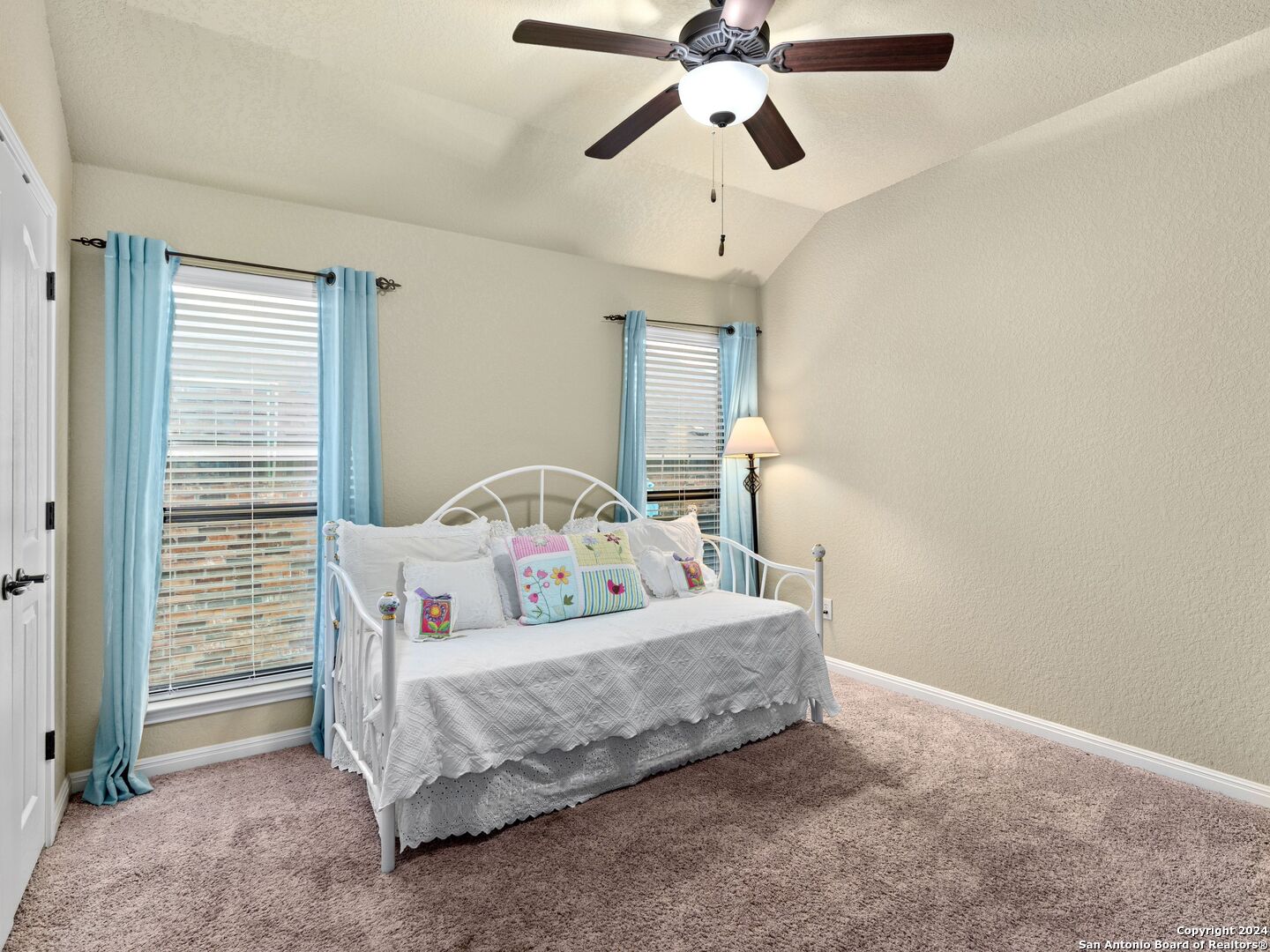 2254 SUNGATE DR