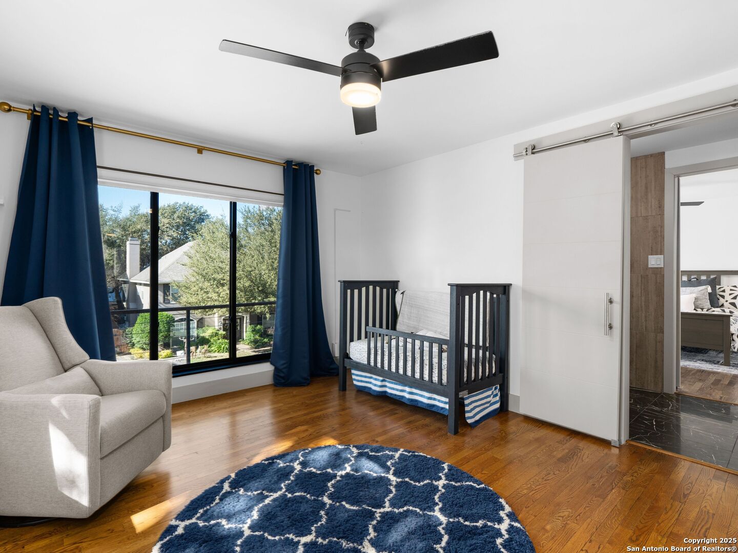 10 COURT CIR