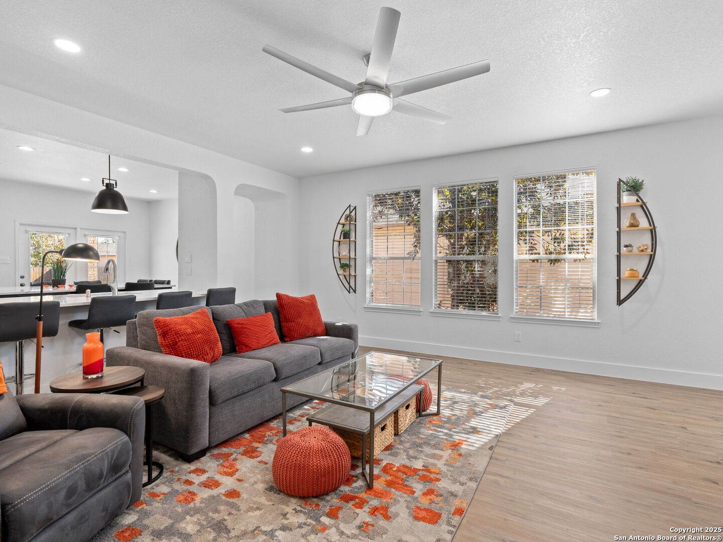 20934 Foothill Pine