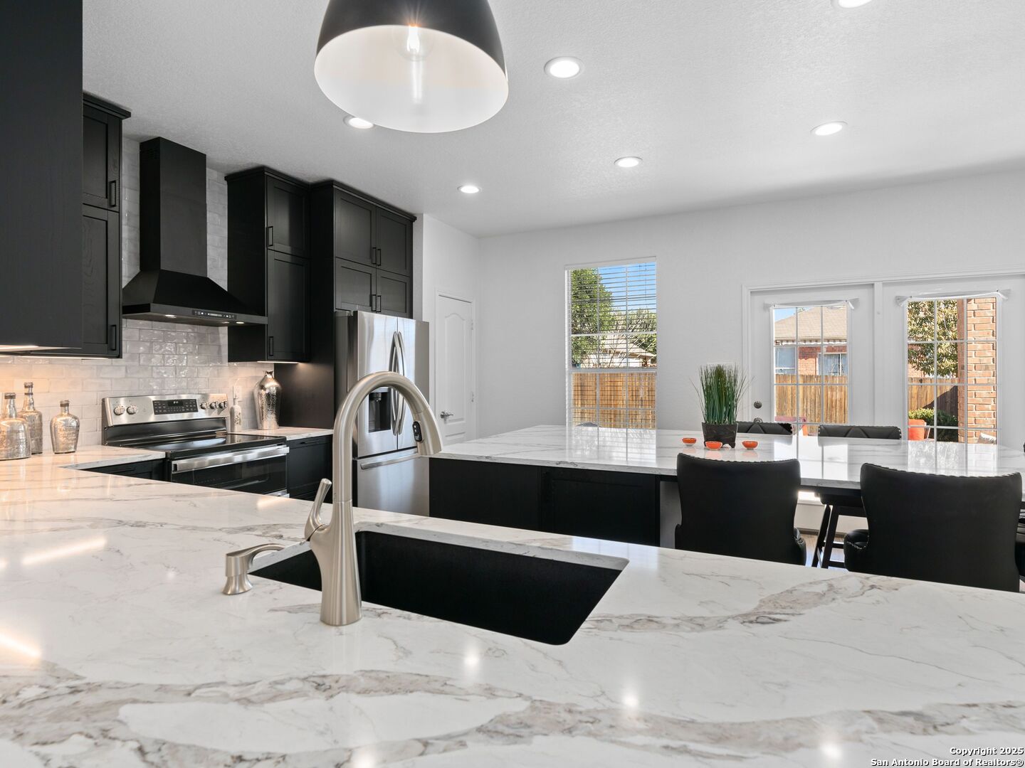 20934 Foothill Pine
