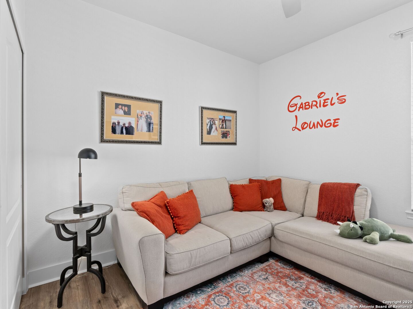 20934 Foothill Pine