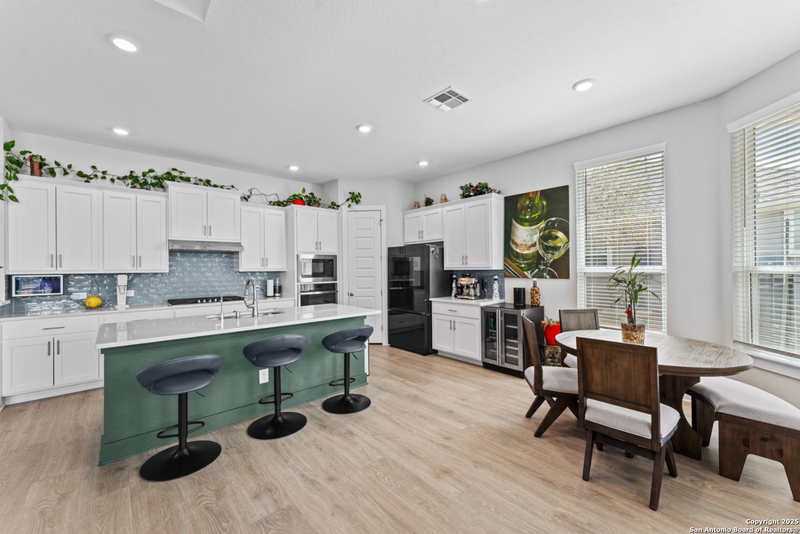 1411 Meyer Pkwy