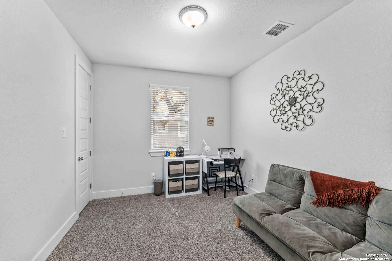 1411 Meyer Pkwy