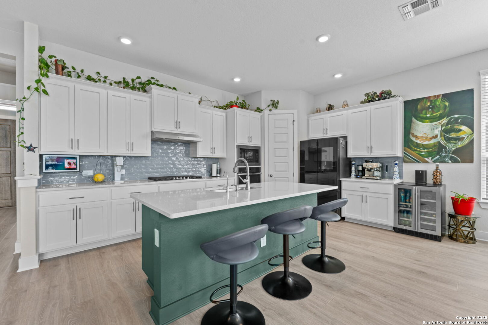 1411 Meyer Pkwy