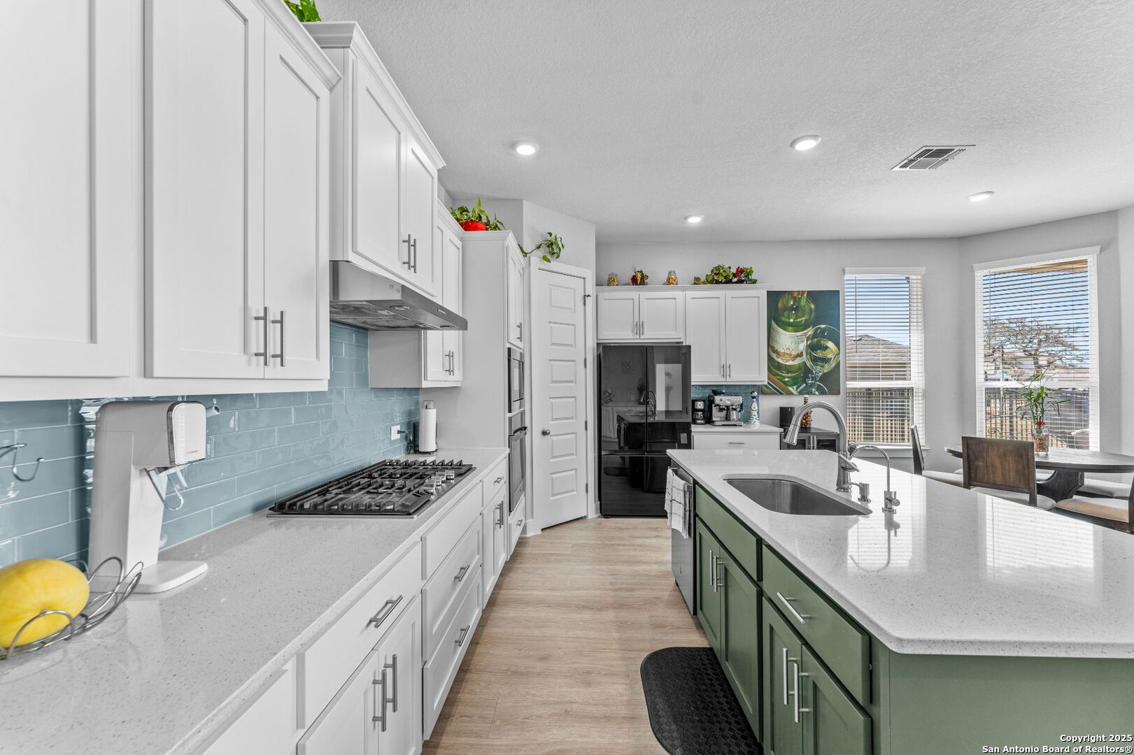 1411 Meyer Pkwy
