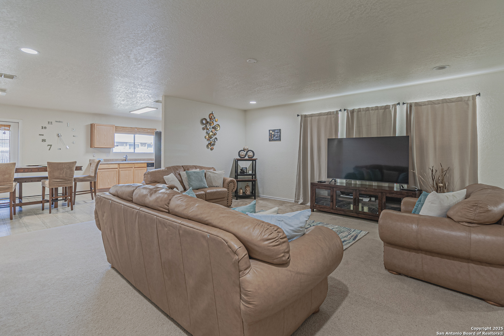 4907 HEATHER PASS
