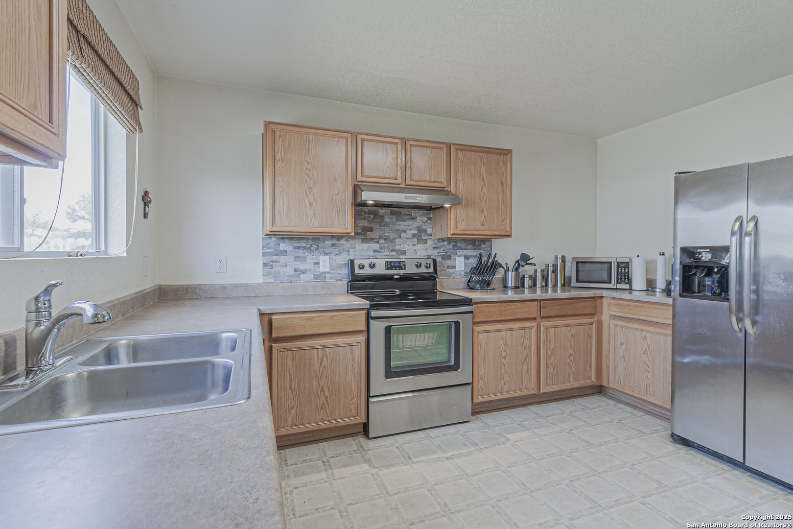 4907 HEATHER PASS