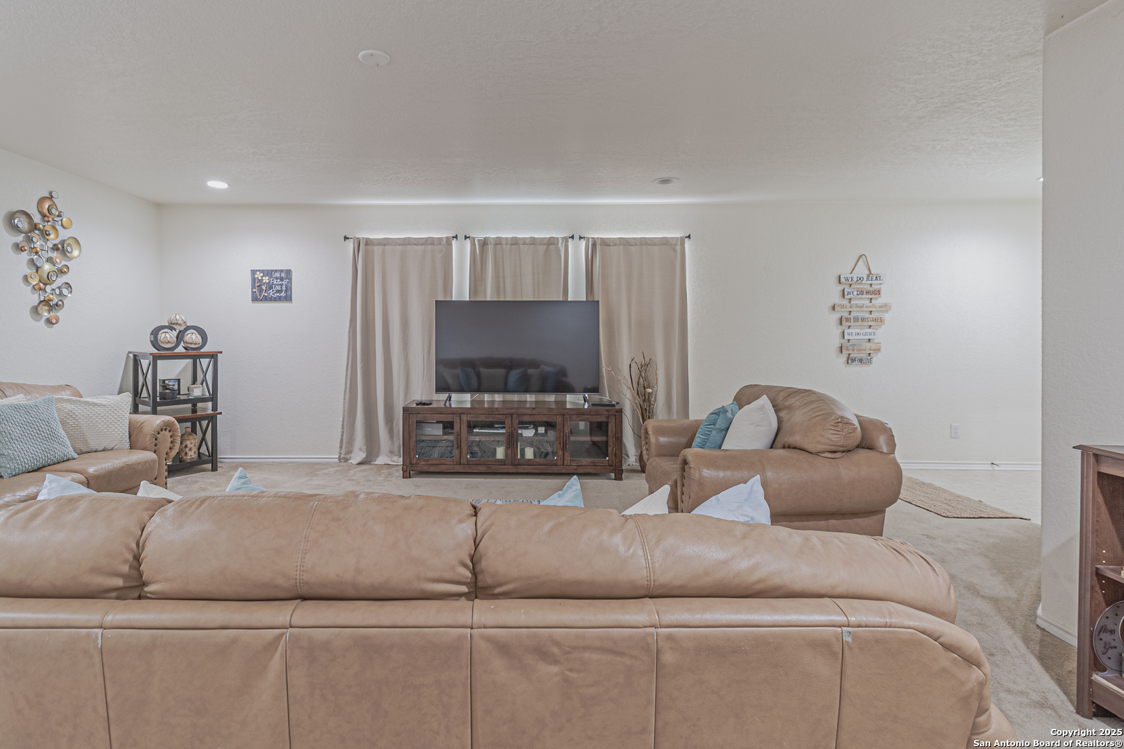 4907 HEATHER PASS