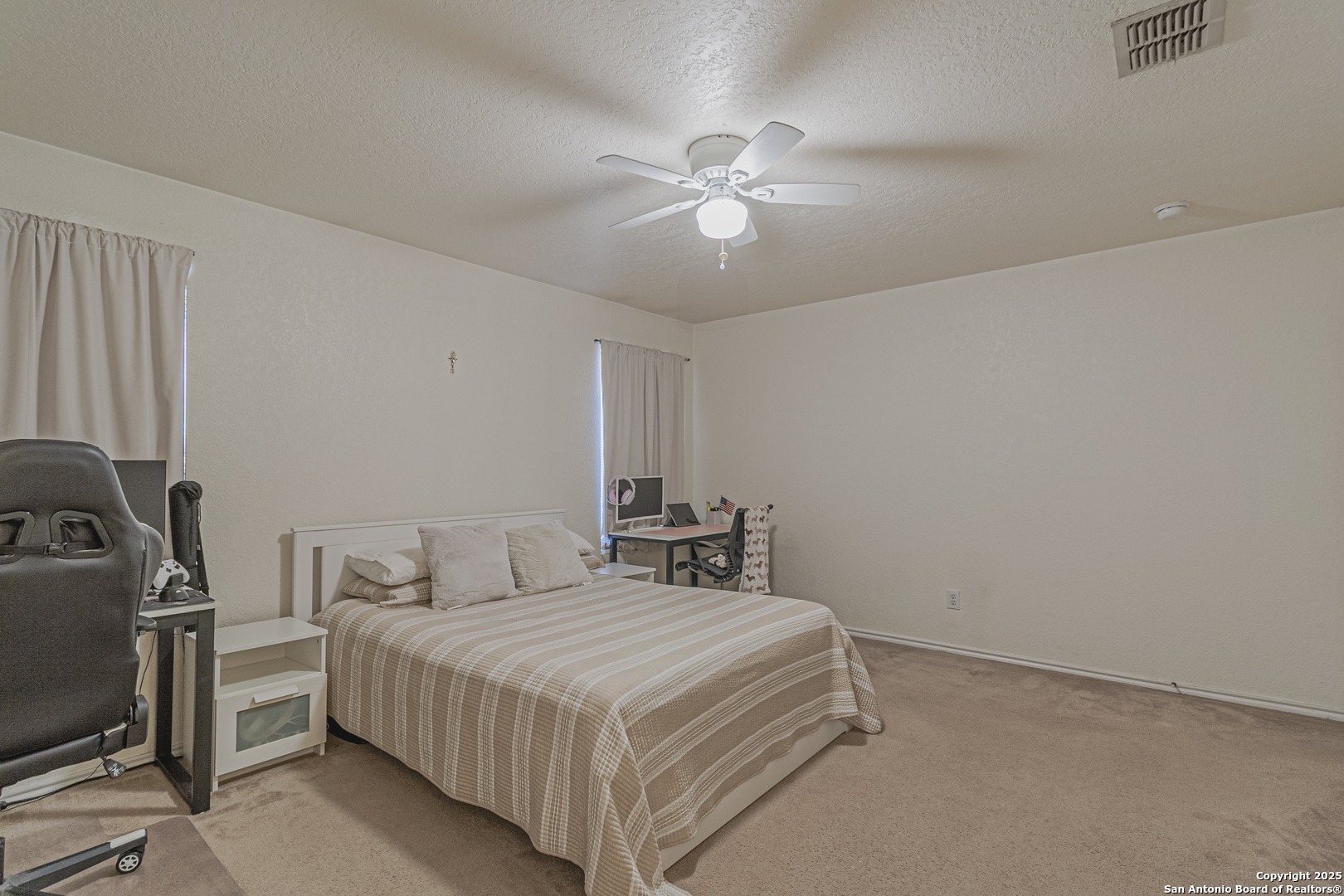 4907 HEATHER PASS