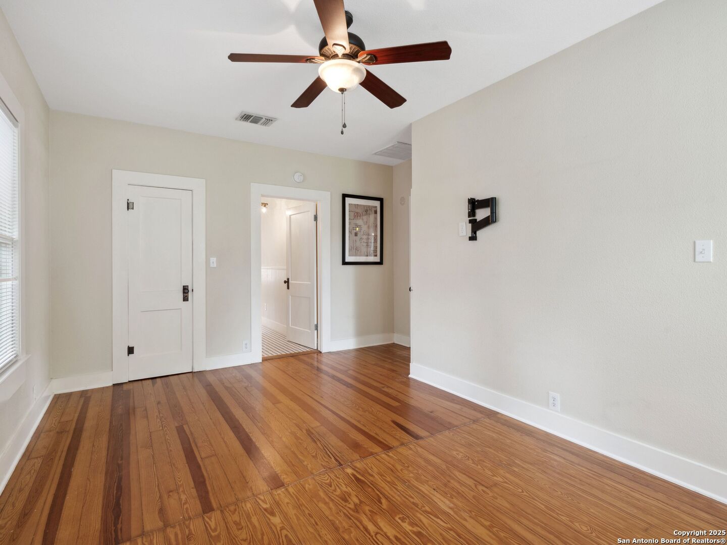 639 S Union